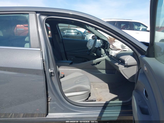 44626139 :رقم المزاد ، KMHLS4DG1RU820384 vin ، 2024 Hyundai Elantra Sel مزاد بيع
