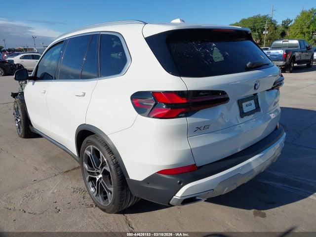 2024 BMW X5 5UX23EU05R9S43057 Photo 2