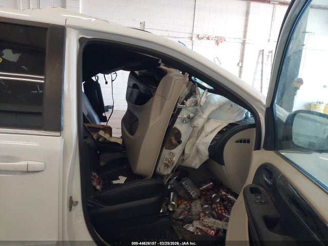 Продажа на аукционе авто 2017 Dodge Grand Caravan Sxt, vin: 2C4RDGCGXHR730996, номер лота: 44626157