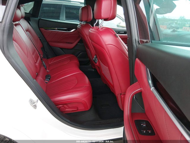 2021 MASERATI LEVANTE ZN661XUA7MX359652 Photo 7