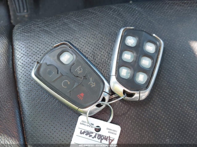 Продажа на аукционе авто 2016 Cadillac Escalade Premium Collection, vin: 1GYS4CKJ0GR402797, номер лота: 44626181