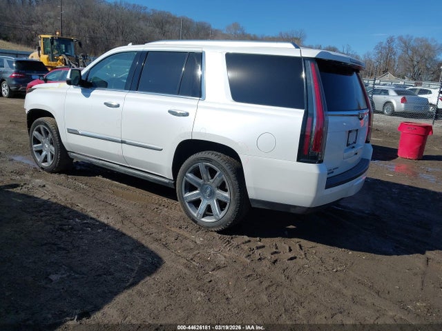 Продажа на аукционе авто 2016 Cadillac Escalade Premium Collection, vin: 1GYS4CKJ0GR402797, номер лота: 44626181