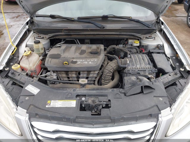 2011 Chrysler 200 Limited მანქანა იყიდება აუქციონზე, vin: 1C3BC2FB3BN500586, აუქციონის ნომერი: 44626190