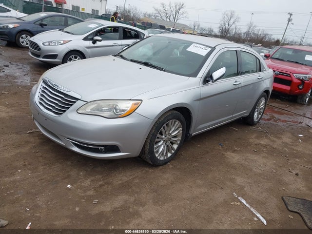 2011 Chrysler 200 Limited მანქანა იყიდება აუქციონზე, vin: 1C3BC2FB3BN500586, აუქციონის ნომერი: 44626190