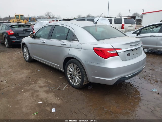 2011 Chrysler 200 Limited მანქანა იყიდება აუქციონზე, vin: 1C3BC2FB3BN500586, აუქციონის ნომერი: 44626190