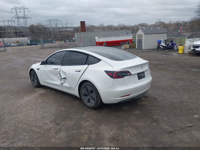 2021 Tesla Model 3 Long Range Dual Motor All-wheel Drive მანქანა იყიდება აუქციონზე, vin: 5YJ3E1EB7MF974726, აუქციონის ნომერი: 44626197