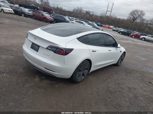 2021 Tesla Model 3 Long Range Dual Motor All-wheel Drive მანქანა იყიდება აუქციონზე, vin: 5YJ3E1EB7MF974726, აუქციონის ნომერი: 44626197