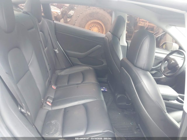 2021 Tesla Model 3 Long Range Dual Motor All-wheel Drive მანქანა იყიდება აუქციონზე, vin: 5YJ3E1EB7MF974726, აუქციონის ნომერი: 44626197
