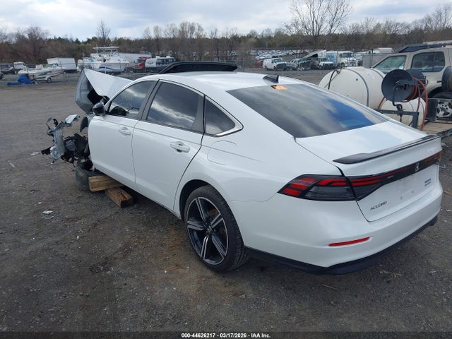 2024 Honda Accord Hybrid Sport მანქანა იყიდება აუქციონზე, vin: 1HGCY2F5XRA015540, აუქციონის ნომერი: 44626217