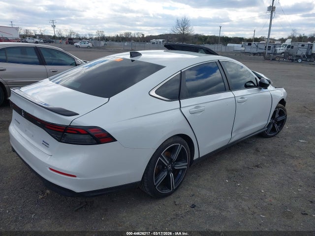 2024 Honda Accord Hybrid Sport მანქანა იყიდება აუქციონზე, vin: 1HGCY2F5XRA015540, აუქციონის ნომერი: 44626217
