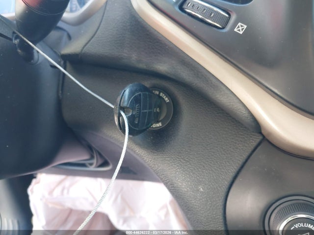 2017 JEEP CHEROKEE 1C4PJLCB5HD232334 Photo 10