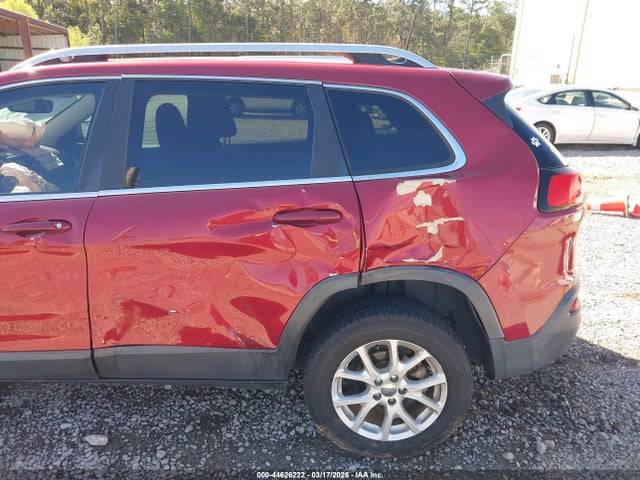 1C4PJLCB5HD232334 Jeep Cherokee Latitude Fwd