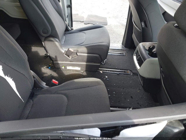 2022 KIA CARNIVAL MPV KNDNB4H34N6060213 Photo 7