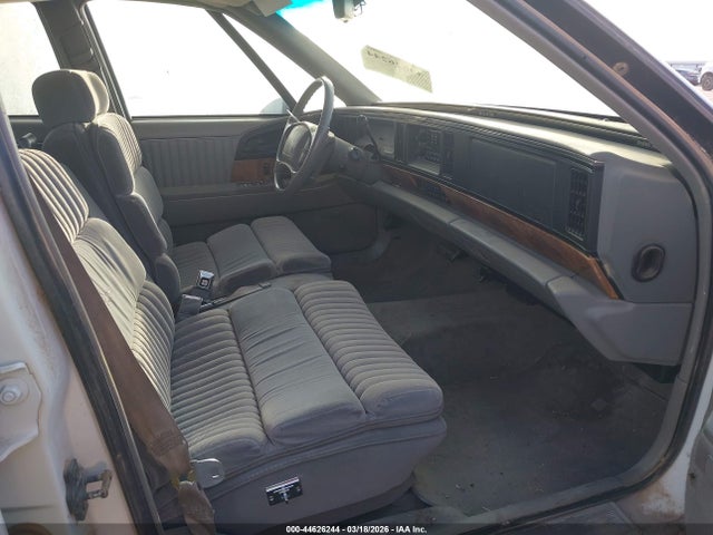 44626244 :رقم المزاد ، 1G4CW52L3R1626063 vin ، 1994 Buick Park Avenue مزاد بيع