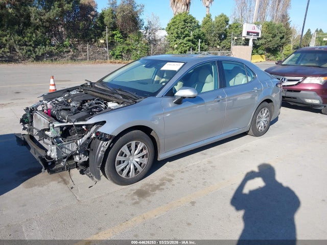 Toyota Camry Le Hybrid 2022 4T1C31AK4NU593450 Image 2