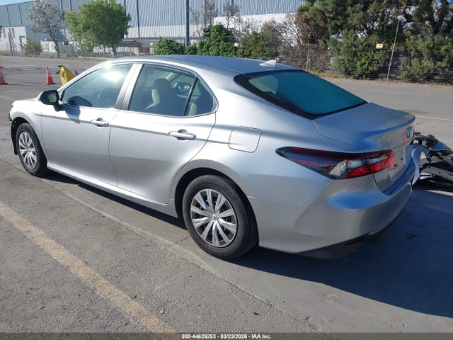 Toyota Camry Le Hybrid 2022 4T1C31AK4NU593450 Image 3
