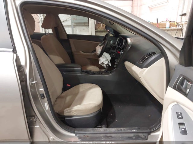 44626261 :رقم المزاد ، KNAGM4A78F5573971 vin ، 2015 Kia Optima Lx مزاد بيع