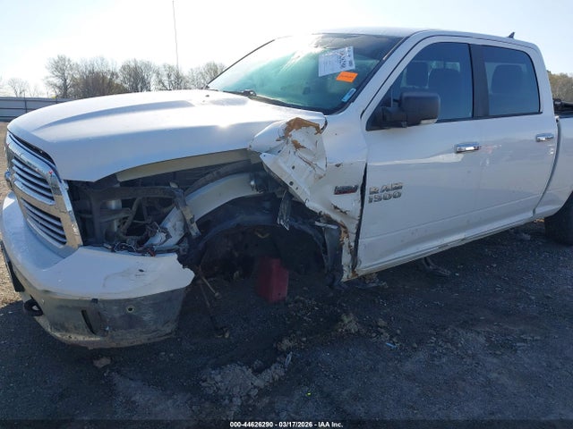 2018 RAM 1500 1C6RR7TT1JS116834 Photo 5