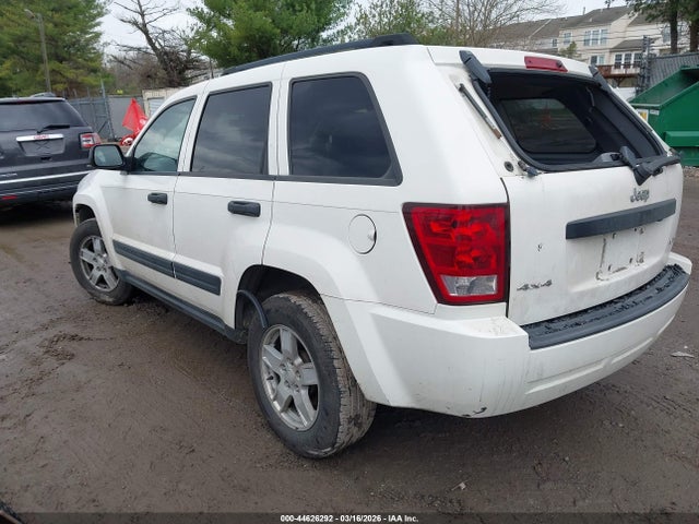 2005 JEEP GRAND CHEROKEE 1J4GR48K75C701118 Photo 2