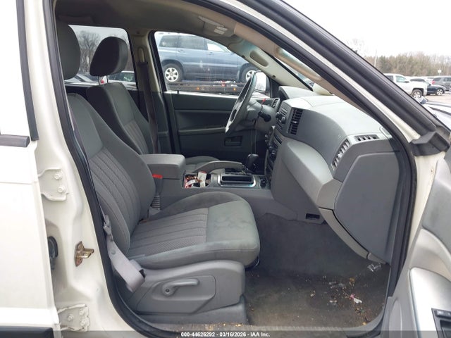 2005 JEEP GRAND CHEROKEE 1J4GR48K75C701118 Photo 4