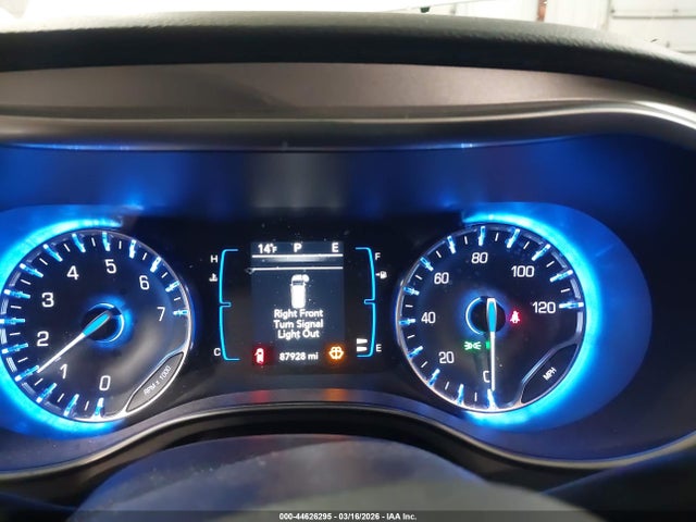Продажа на аукционе авто 2018 Chrysler Pacifica Touring Plus, vin: 2C4RC1FG6JR234191, номер лота: 44626295