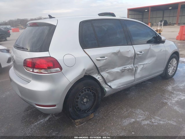 44626303 :رقم المزاد ، WVWDB7AJ6DW058631 vin ، 2013 Volkswagen Golf 2.5l 4-door مزاد بيع