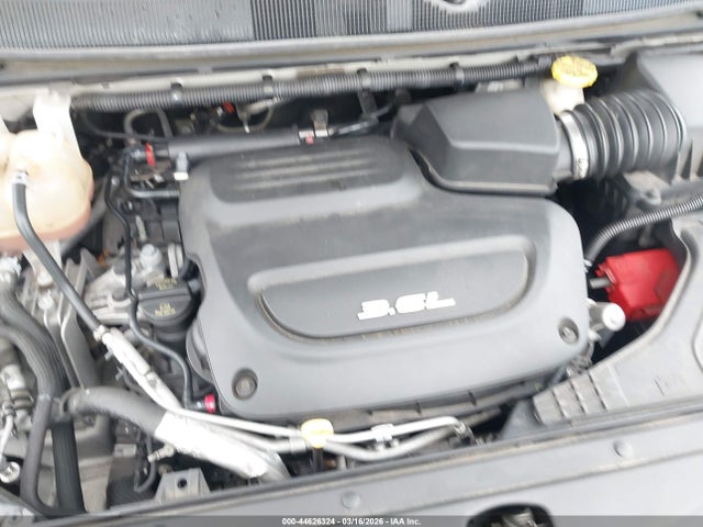 44626324 :رقم المزاد ، 2C4RC1BG5HR635084 vin ، 2017 Chrysler Pacifica Touring-l مزاد بيع