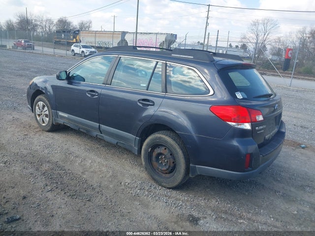 Продаж на аукціоні авто 2011 Subaru Outback 2.5i, vin: 4S4BRBAC9B3375935, номер лоту: 44626362