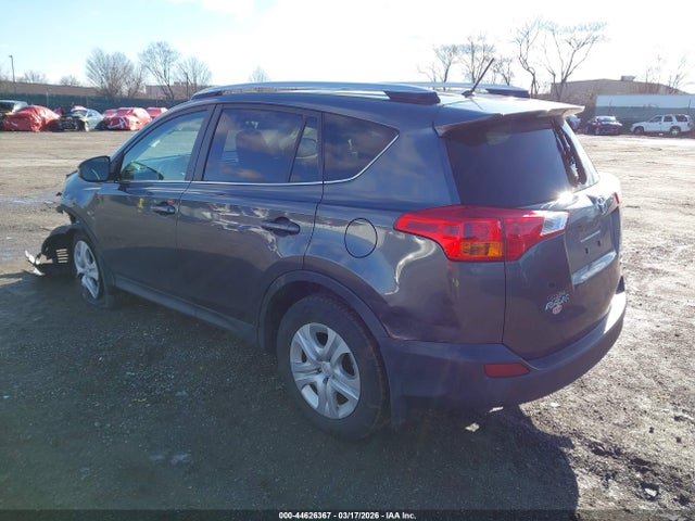 Toyota RAV4 LE 2014 JTMBFREV6ED080615 Image 3
