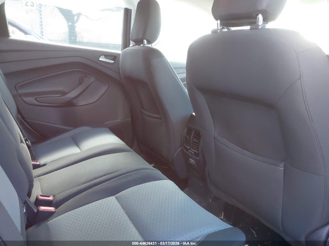 1FMCU9GDXJUD24948 Ford ESCAPE SE