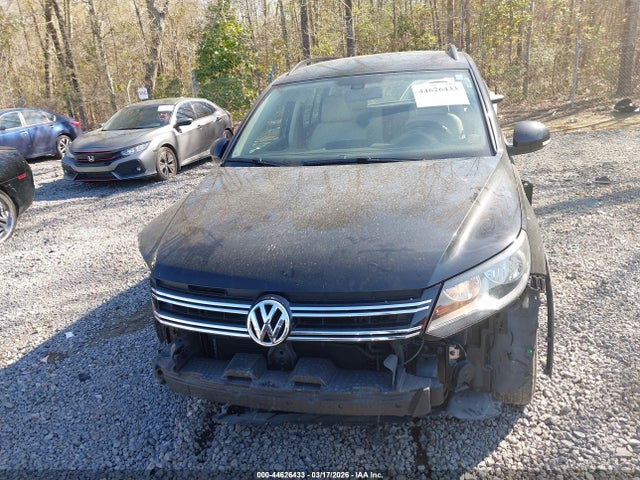 Продажа на аукционе авто 2017 Volkswagen Tiguan 2.0t/2.0t S, vin: WVGAV7AX1HK029884, номер лота: 44626433