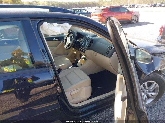 Продажа на аукционе авто 2017 Volkswagen Tiguan 2.0t/2.0t S, vin: WVGAV7AX1HK029884, номер лота: 44626433