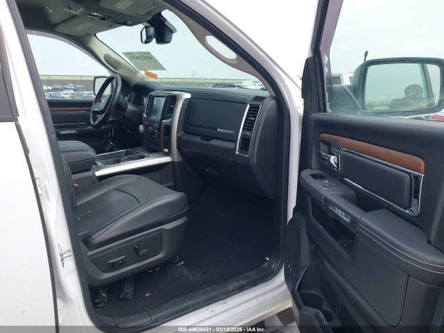 2018 Ram 1500 Laramie  4x4 5'7 Box მანქანა იყიდება აუქციონზე, vin: 1C6RR7NM5JS254818, აუქციონის ნომერი: 44626451