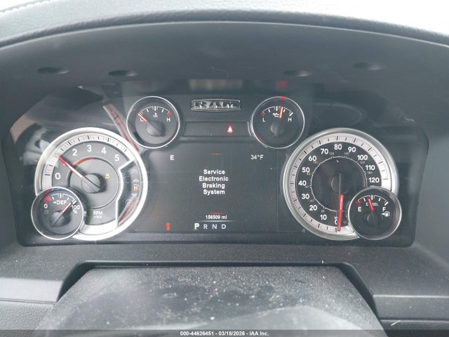 2018 Ram 1500 Laramie  4x4 5'7 Box მანქანა იყიდება აუქციონზე, vin: 1C6RR7NM5JS254818, აუქციონის ნომერი: 44626451