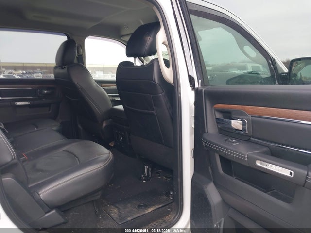 2018 Ram 1500 Laramie  4x4 5'7 Box მანქანა იყიდება აუქციონზე, vin: 1C6RR7NM5JS254818, აუქციონის ნომერი: 44626451