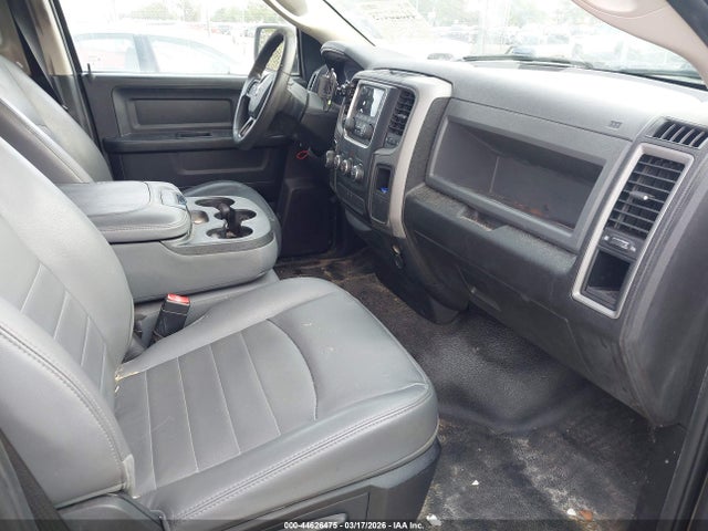 Aukcja sprzedaży 2017 Ram 1500 Tradesman  4x2 6'4 Box, vin: 1C6RR6FG5HS703671, numer aukcji: 44626475