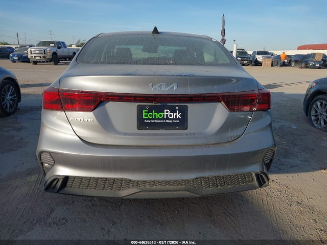 44626513 :رقم المزاد ، 3KPF24AD0RE809760 vin ، 2024 Kia Forte Lxs مزاد بيع