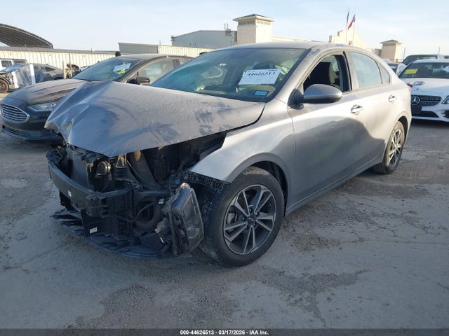 44626513 :رقم المزاد ، 3KPF24AD0RE809760 vin ، 2024 Kia Forte Lxs مزاد بيع