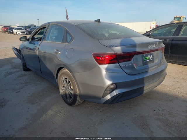 44626513 :رقم المزاد ، 3KPF24AD0RE809760 vin ، 2024 Kia Forte Lxs مزاد بيع