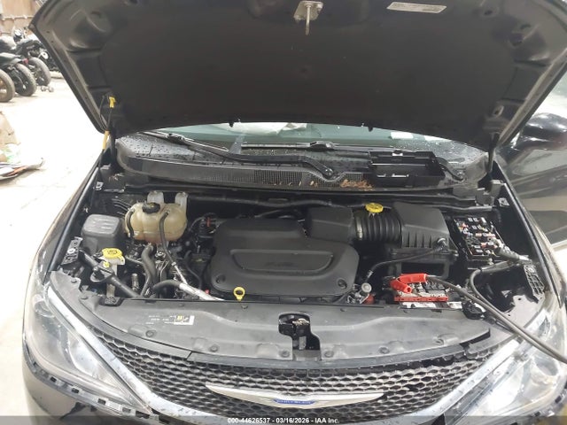Продажа на аукционе авто 2019 Chrysler Pacifica Touring L, vin: 2C4RC1BG1KR645201, номер лота: 44626537