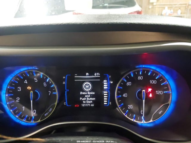 Продажа на аукционе авто 2019 Chrysler Pacifica Touring L, vin: 2C4RC1BG1KR645201, номер лота: 44626537