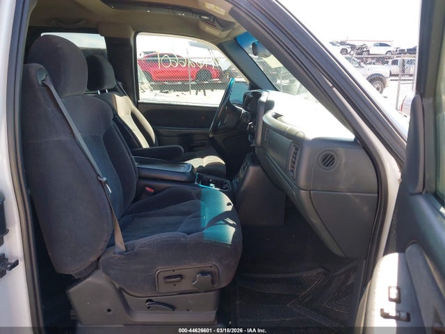44626601 :رقم المزاد ، 2GCEK19T321216953 vin ، 2002 Chevrolet Silverado 1500 Ls مزاد بيع