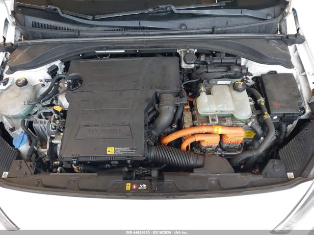 2017 HYUNDAI IONIQ HYBRID KMHC75LC6HU019860 Photo 9
