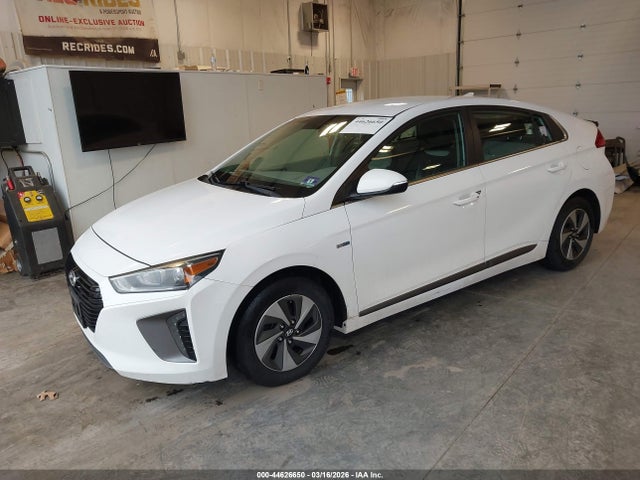 2017 HYUNDAI IONIQ HYBRID KMHC75LC6HU019860 Photo 1