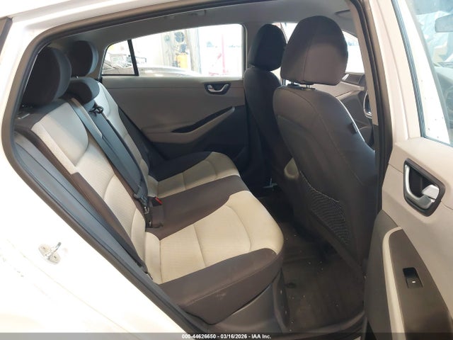 2017 HYUNDAI IONIQ HYBRID KMHC75LC6HU019860 Photo 7