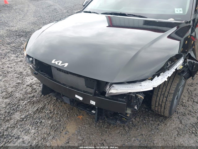 44626658 :رقم المزاد ، 3KPFT4DEXSE153378 vin ، 2025 Kia K4 Lxs مزاد بيع