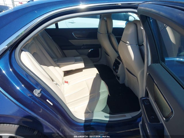 1LN6L9NC3H5600644 Lincoln Continental Reserve