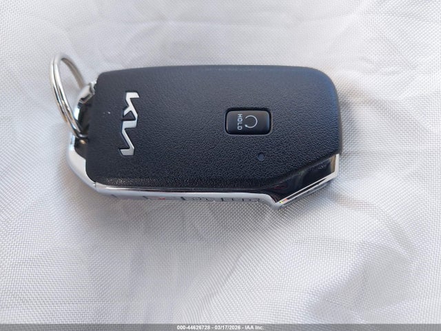 44626728 :رقم المزاد ، KNDCR3L13S5137173 vin ، 2025 Kia Niro Ev Wind مزاد بيع