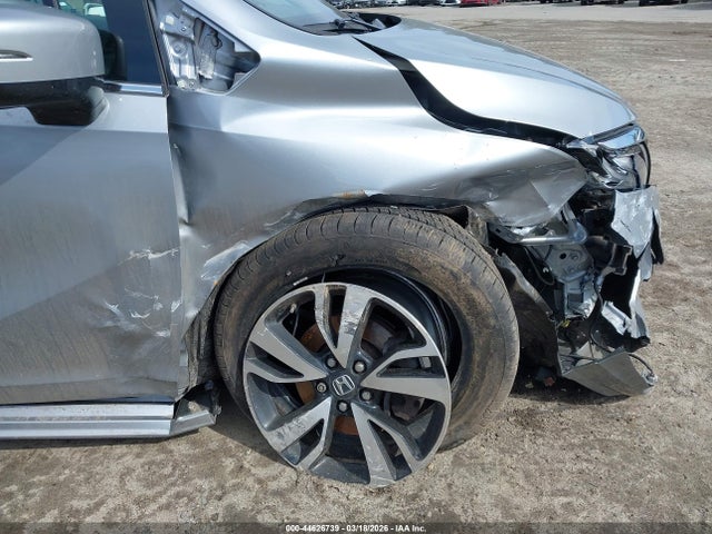 Honda Odyssey Elite 2018 5FNRL6H97JB026098 Image 18
