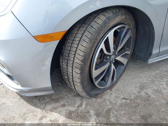 Honda Odyssey Elite 2018 5FNRL6H97JB026098 Image 19